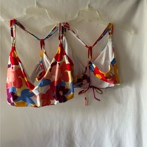 NWT Vibrant Floral Bikini Top w/Strappy Back (2 available - 2X, 3X - sold sep)